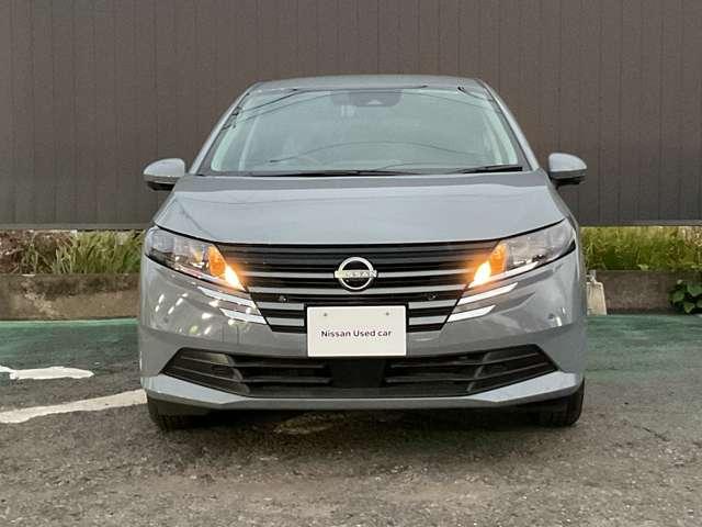 ノート １．２　Ｘ　※雹害車両　リアカメラ　衝突被害軽減ブレ－キ　全方位カメラ　ＬＥＤヘッドライト　レーンアシスト　インテリジェントキー　サイドカーテンエアバック　サイドカメラ　パワーウィンドウ　オートエアコン　キーレス　ＡＢＳ（7枚目）