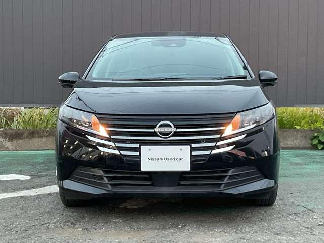 ノート １．２　Ｘ　※雹害車両／アラウンドビューモニター　リアカメラ　衝突被害軽減ブレ－キ　全方位カメラ　ＬＥＤヘッドライト　レーンアシスト　インテリジェントキー　サイドカーテンエアバック　サイドカメラ　パワーウィンドウ　オートエアコン　キーレス　ＡＢＳ（7枚目）