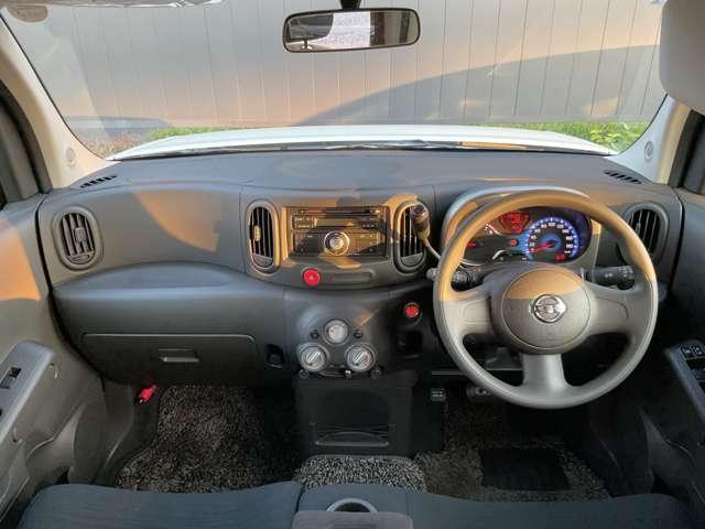 キューブ １．５　１５Ｘ　Ｍセレクション　ＣＤチューナー／アイドリングストップ／プラス　１オーナー　ＡＣ　スマートキープッシュスタート　パワーウィンドウ　記録簿　エアバック　キーレス　ＡＢＳ　Ｗエアバッグ　パワーステアリング　エコモード（4枚目）