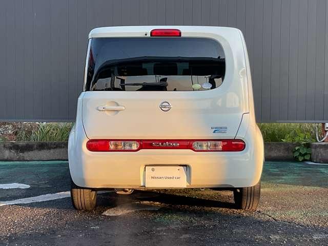 キューブ １．５　１５Ｘ　Ｍセレクション　ＣＤチューナー／アイドリングストップ／プラス　１オーナー　ＡＣ　スマートキープッシュスタート　パワーウィンドウ　記録簿　エアバック　キーレス　ＡＢＳ　Ｗエアバッグ　パワーステアリング　エコモード（9枚目）