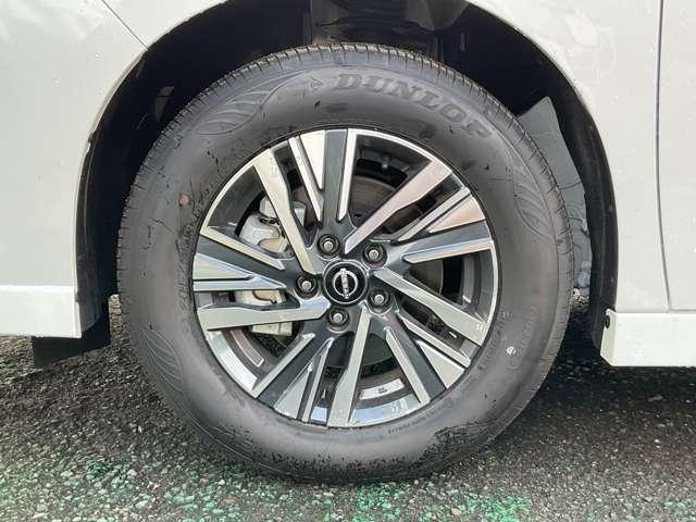 セレナ ２．０　ハイウェイスターＶ　※雹害車両／日産コネクトナビ／プロパイロッ　Ｗ電動スライド　レーダークルコン　レーンアシスト　カーナビ　ＬＥＤランプ　ＥＴＣ装備　カーテンエアバッグ　アルミホイール　キーフリー　メモリ－ナビ　エアコン　ドラレコ　バックカメラ　ＡＢＳ（7枚目）