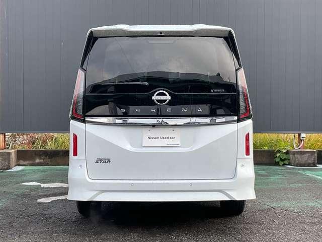 セレナ ２．０　ハイウェイスターＶ　※雹害車両／日産コネクトナビ／プロパイロッ　Ｗ電動スライド　レーダークルコン　レーンアシスト　カーナビ　ＬＥＤランプ　ＥＴＣ装備　カーテンエアバッグ　アルミホイール　キーフリー　メモリ－ナビ　エアコン　ドラレコ　バックカメラ　ＡＢＳ（9枚目）