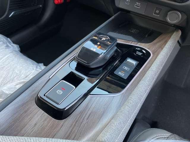 オーラ 1.2 G ※雹害未使用車/寒冷地仕様/日産コネクトナ 自動(被害軽減)ブレーキ LED LKA サイドカメラ ETC カーテンエアバッグ アルミホイール インテリジェントキー パワーウィンドウ 寒冷地仕様 フルオートエアコン キーレスエントリー ナビTV(15枚目)