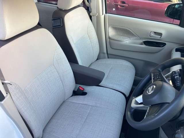 ルークス 660 X 純正ナビ/アラウンドビューモニター/ドラレ アラモニ 前後衝突軽減ブレーキ ワンオーナー車 車線逸脱防止 ETC スマートキー 定期点検記録簿 キーフリー ドライブレコーダー i-stop フルオートエアコン パワーウインドウ バックカメラ(6枚目)