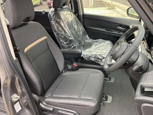 セレナ 2.0 ハイウェイスターV ※雹害未使用車/日産コネクトナビ/プロパイ W電動スライド レーダークルコン レーンアシスト LEDランプ ETC装備 カーテンエアバッグ アルミホイール キーフリー メモリ-ナビ ナビTV エアコン ドラレコ ワンセグTV バックカメラ(6枚目)