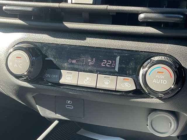 ノート １．２　Ｘ　※雹害未使用車／アラウンドビューモニター／　リアカメラ　衝突被害軽減ブレ－キ　全方位カメラ　ＬＥＤヘッドライト　レーンアシスト　インテリジェントキー　ワンオーナー　サイドカーテンエアバック　サイドカメラ　パワーウィンドウ　オートエアコン　ＡＢＳ（10枚目）