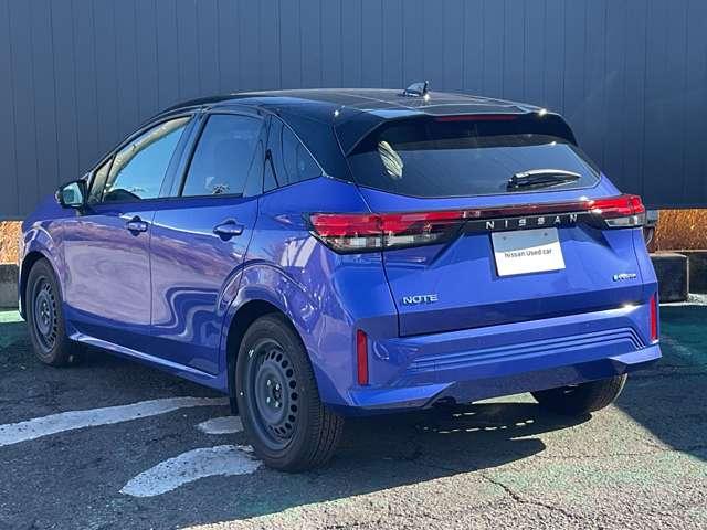 ノート １．２　Ｘ　※雹害未使用車／アラウンドビューモニター／　リアカメラ　衝突被害軽減ブレ－キ　全方位カメラ　ＬＥＤヘッドライト　レーンアシスト　インテリジェントキー　ワンオーナー　サイドカーテンエアバック　サイドカメラ　パワーウィンドウ　オートエアコン　ＡＢＳ（12枚目）