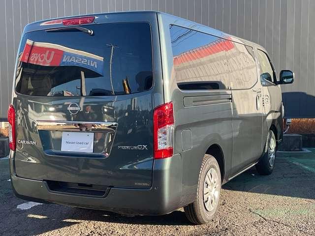 キャラバン ２．０　グランド　プレミアムＧＸ　ロングボディ　トランスポーター　ベッド無車　※雹害未使用車／アラウンドビューモニター／　レーンキープ　Ｗエアバック　スマートキー＆プッシュスタート　キーレスエントリー　Ｂカメラ　オートエアコン　ＬＥＤヘッドライト　パワーウィンド　ＡＢＳ　パワーステアリング　マルチカメラ（2枚目）