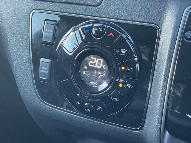 キャラバン ２．０　グランド　プレミアムＧＸ　ロングボディ　トランスポーター　ベッド無車　※雹害未使用車／アラウンドビューモニター／　レーンキープ　Ｗエアバック　スマートキー＆プッシュスタート　キーレスエントリー　Ｂカメラ　オートエアコン　ＬＥＤヘッドライト　パワーウィンド　ＡＢＳ　パワーステアリング　マルチカメラ（8枚目）