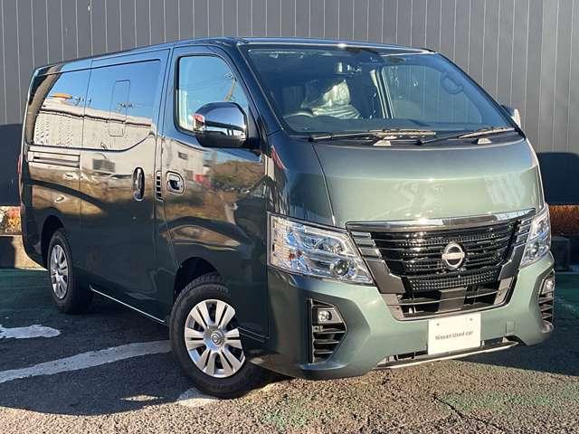 キャラバン ２．０　グランド　プレミアムＧＸ　ロングボディ　トランスポーター　ベッド無車　※雹害未使用車／アラウンドビューモニター／　レーンキープ　Ｗエアバック　スマートキー＆プッシュスタート　キーレスエントリー　Ｂカメラ　オートエアコン　ＬＥＤヘッドライト　パワーウィンド　ＡＢＳ　パワーステアリング　マルチカメラ（16枚目）