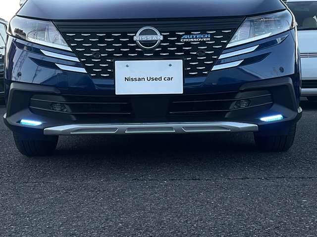 ノート １．２　ＡＵＴＥＣＨ　クロスオーバー　当社社用車／純正ナビ／アラウンドビューモニ　スマートキ　踏み間違い衝突防止アシスト　３６０°カメラ　ＬＤＡ　ＬＥＤヘッドランプ　ドライブレコーダー　バックカメラ　フルオートエアコン　アルミホイール　メモリーナビ　ＡＢＳ　ＥＴＣ　１オーナー（12枚目）