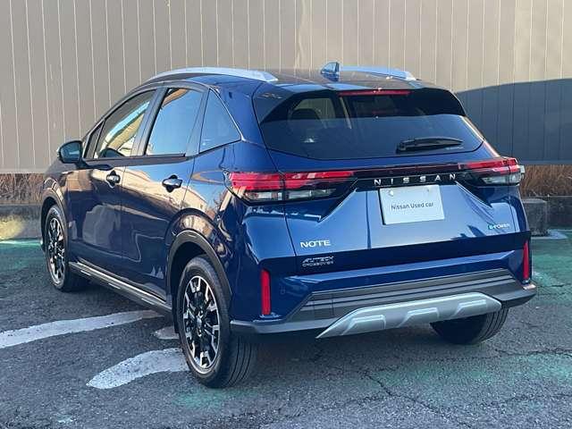 ノート １．２　ＡＵＴＥＣＨ　クロスオーバー　当社社用車／純正ナビ／アラウンドビューモニ　スマートキ　踏み間違い衝突防止アシスト　３６０°カメラ　ＬＤＡ　ＬＥＤヘッドランプ　ドライブレコーダー　バックカメラ　フルオートエアコン　アルミホイール　メモリーナビ　ＡＢＳ　ＥＴＣ　１オーナー（15枚目）