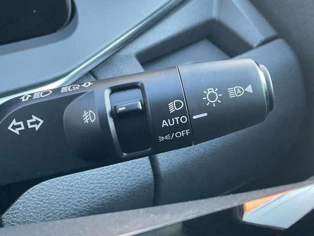 ノート １．２　ＡＵＴＥＣＨ　クロスオーバー　当社社用車／純正ナビ／アラウンドビューモニ　スマートキ　踏み間違い衝突防止アシスト　３６０°カメラ　ＬＤＡ　ＬＥＤヘッドランプ　ドライブレコーダー　バックカメラ　フルオートエアコン　アルミホイール　メモリーナビ　ＡＢＳ　ＥＴＣ　１オーナー（18枚目）