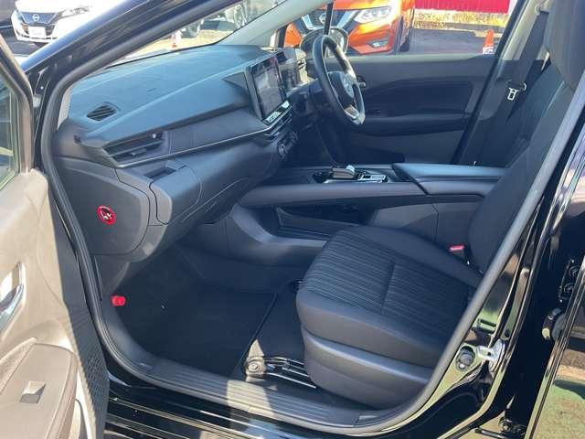 ノート １．２　Ｘ　当社社用車／プロパイロット／純正ナビ／アラ　リアカメラ　衝突被害軽減ブレ－キ　全方位カメラ　ＥＴＣ付　ＬＥＤヘッドライト　レーダークルーズ　レーンアシスト　インテリジェントキー　ワンオーナー　ドラレコ　整備記録簿　ワンセグＴＶ　ＴＶナビ　ＡＢＳ（5枚目）