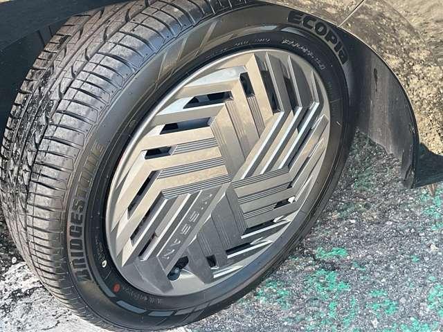 ノート １．２　Ｘ　当社社用車／プロパイロット／純正ナビ／アラ　リアカメラ　衝突被害軽減ブレ－キ　全方位カメラ　ＥＴＣ付　ＬＥＤヘッドライト　レーダークルーズ　レーンアシスト　インテリジェントキー　ワンオーナー　ドラレコ　整備記録簿　ワンセグＴＶ　ＴＶナビ　ＡＢＳ（18枚目）