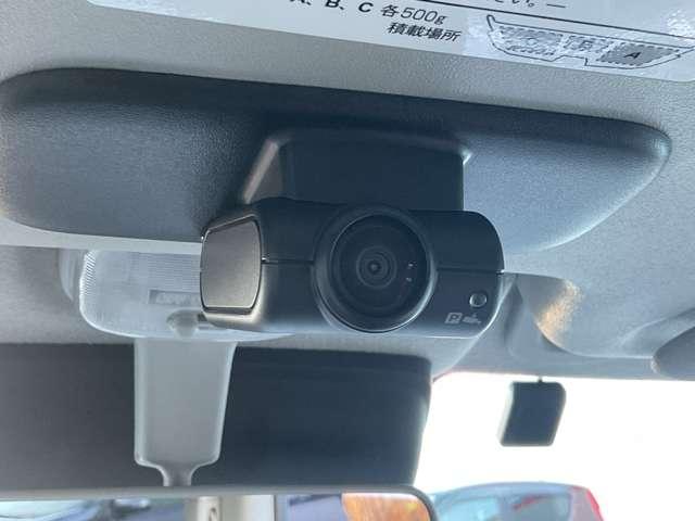 クリッパーリオ ６６０　Ｅ　ハイルーフ　４ＷＤ　当社社用車／純正ナビ／運転席シートヒーター　セキュリティアラーム　切替式４ＷＤ　衝突軽減　ＬＥＤヘッドライト　車線逸脱警報　スマートキー　メモリーナビ　アイドリングストップ（13枚目）