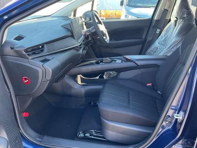 ノート １．２　Ｘ　※雹害未使用車／プロパイロット／アラウンド　リアカメラ　衝突被害軽減ブレ－キ　全方位カメラ　ＬＥＤヘッドライト　レーダークルーズ　レーンアシスト　インテリジェントキー　サイドカーテンエアバック　サイドカメラ　パワーウィンドウ　オートエアコン（5枚目）