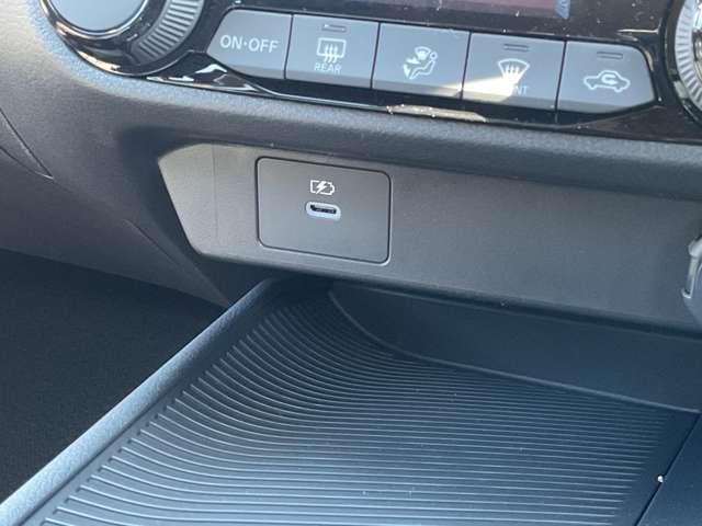 ノート １．２　Ｘ　※雹害未使用車／プロパイロット／アラウンド　リアカメラ　衝突被害軽減ブレ－キ　全方位カメラ　ＬＥＤヘッドライト　レーダークルーズ　レーンアシスト　インテリジェントキー　サイドカーテンエアバック　サイドカメラ　パワーウィンドウ　オートエアコン（15枚目）