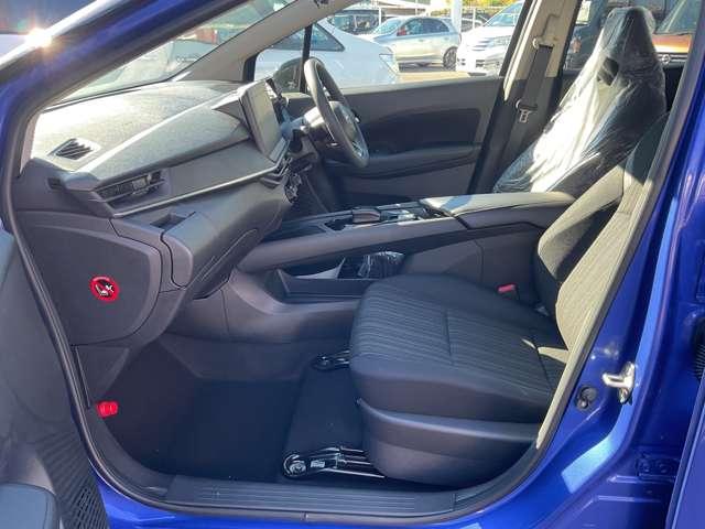 ノート １．２　Ｘ　※雹害車／アラウンドビューモニター／スマー　リアカメラ　衝突被害軽減ブレ－キ　全方位カメラ　ＬＥＤヘッドライト　レーンアシスト　インテリジェントキー　サイドカーテンエアバック　サイドカメラ　パワーウィンドウ　オートエアコン　キーレス　ＡＢＳ（5枚目）