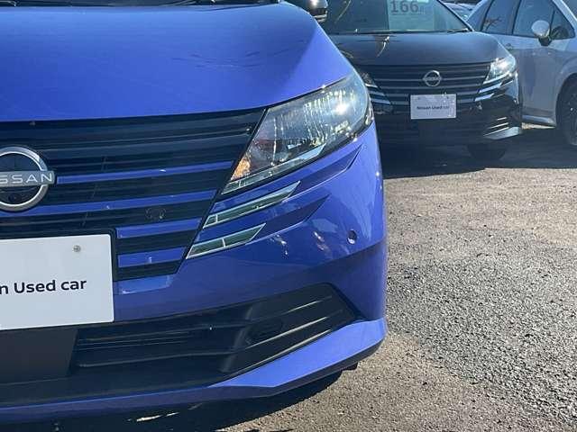 ノート １．２　Ｘ　※雹害車／アラウンドビューモニター／スマー　リアカメラ　衝突被害軽減ブレ－キ　全方位カメラ　ＬＥＤヘッドライト　レーンアシスト　インテリジェントキー　サイドカーテンエアバック　サイドカメラ　パワーウィンドウ　オートエアコン　キーレス　ＡＢＳ（17枚目）