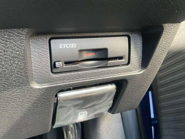 ノート １．２　Ｘ　※雹害未使用車／日産コネクトナビ／ＳＯＳコー　リアカメラ　衝突被害軽減ブレ－キ　全方位カメラ　ＥＴＣ付　ＬＥＤヘッドライト　レーンアシスト　インテリジェントキー　ワンセグＴＶ　ＴＶナビ　サイドカーテンエアバック　サイドカメラ　メモリーナビ　ＡＢＳ（13枚目）