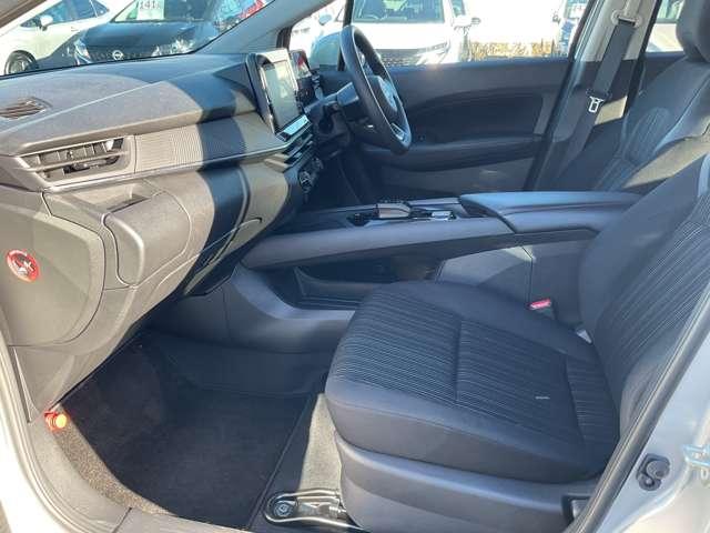 ノート １．２　Ｘ　当社社用車ＵＰ／メモリーナビＭＭ２２３Ｄ－Ｌｅ／（前・　リアカメラ　衝突被害軽減ブレ－キ　ＥＴＣ付　アルミ　ＬＥＤヘッドライト　レーンアシスト　インテリジェントキー　ワンオーナー　ドラレコ　整備記録簿　ワンセグＴＶ　ＴＶナビ　サイドカーテンエアバック（5枚目）