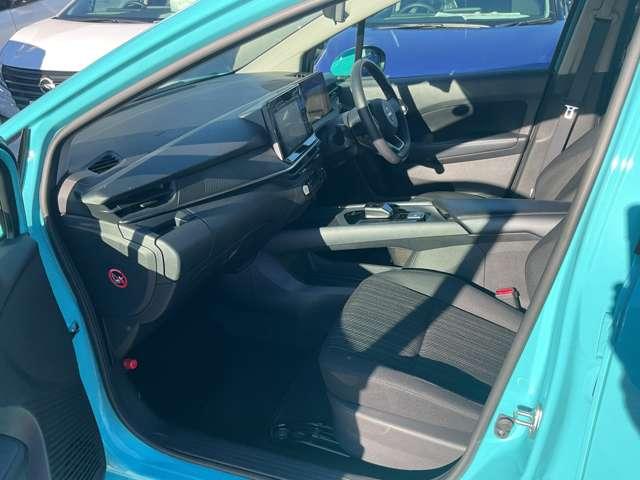 ノート １．２　Ｘ　当社社用車ＵＰ／メモリーナビＭＭ２２３Ｄ－Ｌｅ／（前・　リアカメラ　衝突被害軽減ブレ－キ　全方位カメラ　ＥＴＣ付　ＬＥＤヘッドライト　レーンアシスト　インテリジェントキー　ワンオーナー　ドラレコ　整備記録簿　ワンセグＴＶ　ＴＶナビ　サイドカーテンエアバック（5枚目）