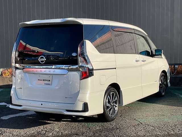 セレナ ２．０　ハイウェイスター　Ｖ　プロパイロット／後席モニター／両側オートス　サイドエアバッグ　アラウンドビュ－　アルミ　衝突被害軽減　ＬＤＰ　エアバッグ　両側オートスライドドア　ＬＥＤライト　インテリジェントキー　点検記録簿　サイドカメラ　メモリーナビ　アイドリングストップ（2枚目）