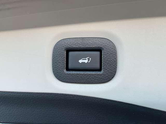 エクストレイル ２．０　２０Ｘｉ　ハイブリッド　４ＷＤ　プロパイロット／全席シートヒーター／運転席　ＬＥＤ　アダプティブクルーズコントロール　パートタイム４ＷＤ　ドライブレコーダー　ＥＴＣ　エアコン　Ｒカメラ　アルミ　ＡＢＳ　ＴＶナビ　メモリーナビ　ワンセグＴＶ　寒冷地仕様　キーレスエントリー（15枚目）