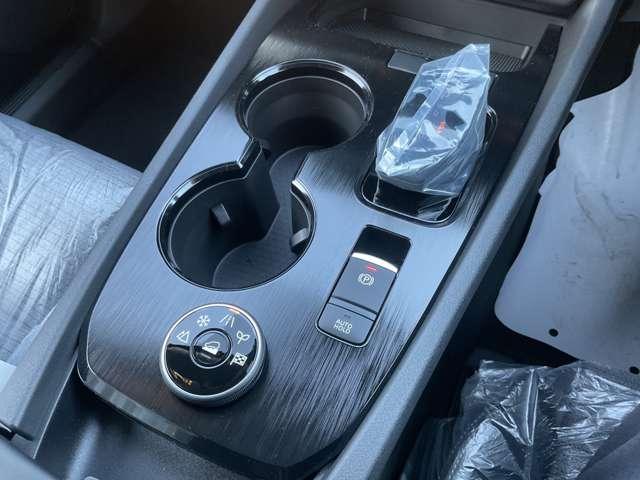 �y�d���V�t�g�z�O��̓��������ŊȒP�ɑ���ł����i�I�ȃf�U�C���̓d���V�t�g�B�����₷���A��ɓ���݂₷���݌v�ƂȂ��Ă��܂��B