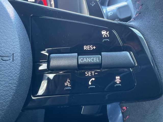 �y�N���[�Y�R���g���[���z�N���[�Y�R���g���[�����Z�b�g����ƃA�N�Z���y�_���𓥂܂Ȃ��Ă��A���̑��x�ő��s���邱�Ƃ��ł��A�������H���Ŕ����y���ł��܂��I�I