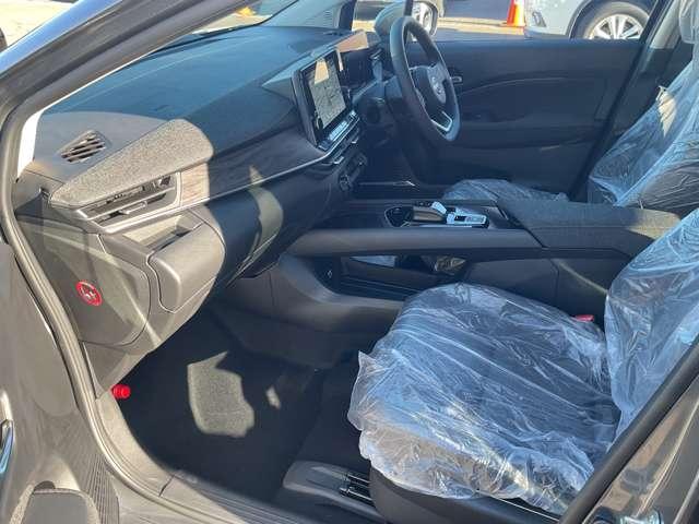 オーラ １．２　Ｇ　※雹害車／プロパイロット／アラウンドビュー　フルセグテレビ　前席シートヒーター　ハイビームアシスト　ＥＴＣ車載器　アルミ　ＬＤＷ　ＬＥＤライト　バックモニター　エアバッグ　サイドエアバッグ　ＡＢＳ（8枚目）