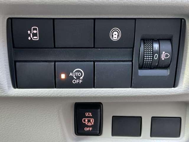 ルークス ６６０　Ｘ　メモリーナビＭＭ３２０Ｄ－Ｌ／前方用・後方用ドラ　ＡＨＢ　地デジ　緊急ブレーキ　ワンオ－ナ－車　アイドリングＳ　ＥＴＣ付き　インテリキー　ドラレコ　サイドエアバック　Ｂカメラ　パワーウインドウ　ＡＢＳ（25枚目）