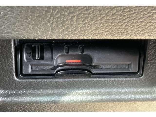 �d�s�b�����I�������A�L�����H�̗������͂������b��̃X�}�[�g�h�b���X���[�Y�ɒʉ߂ł���J�[�h������΂��[�ԓ��������炨�g�������܂����