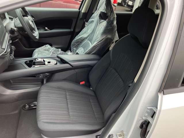 �������H�⎩���Ԑ�p���H���Ŏ��̂�̏�̍ہA�O�p�\���̑���ɂȂ鏤�i�u�p�[�v���Z�[�o�[�v���o��B�ً}��~�̍ۂɃ{�f�B�Ƀ}�O�l�b�g�ŌŒ�ł��܂��B���Ђ��𗧂Ă��������B