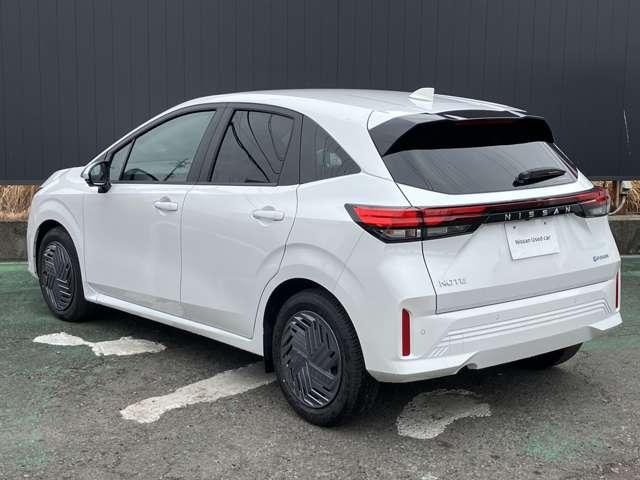 ノート １．２　Ｘ　※雹害未使用車／ナビ無し／アラウンドビュー　助手席エアバック　ＰＳ　ＰＷ　盗難防止　キーフリーシステム　【ＬＥＤヘッドライト】　ＡＡＣ　オートハイビーム　カーテンエアバック　バックカメラ　ＡＢＳ（15枚目）