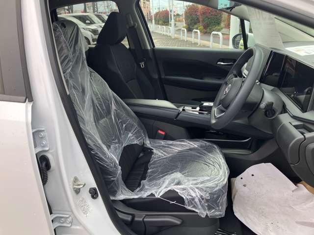 ノート １．２　Ｘ　※雹害未使用車／ナビ無し／アラウンドビュー　助手席エアバック　ＰＳ　ＰＷ　盗難防止　キーフリーシステム　【ＬＥＤヘッドライト】　ＡＡＣ　オートハイビーム　カーテンエアバック　バックカメラ　ＡＢＳ（32枚目）