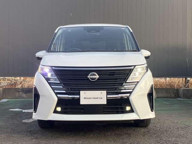 ���Ђ����X�����҂����Ă���܂��B