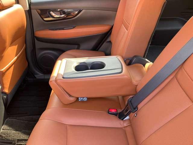 エクストレイル 2.0 20Xi レザーエディション 2列車 タン色内装/社外(パナソニック製)メモリー アルミホイール ハイビームアシスト メモリーナビ レーダークルーズ レザーシート スマートキー 全周囲カメラ 衝突被害軽減システム シートヒーター ETC(38枚目)