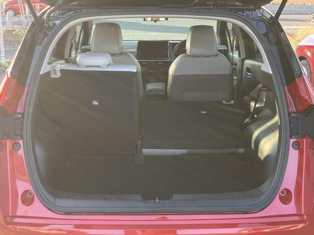 �����V�[�g�͂U�F�S�����œ|���܂��B�����V�[�g��O���ɓ|���΁A�傫�ȉו����ڂ����܂��B