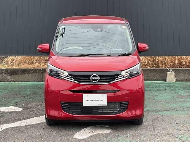 デイズ ６６０　Ｘ　※雹害車／アラウンドビューモニター／純正ナ　１オーナ　フルセグテレビ　衝突軽減ブレーキ　アイドリングストップ搭載　試乗車ＵＰ　スマ－トキ－　助手席エアバッグ　Ｂカメラ　ＬＥＤヘッドランプ　ＬＤＷ　ＰＳ（17枚目）