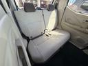 広々とした後部座席になっています。ゆったりとしていてストレス・疲労感なく座っていられます。