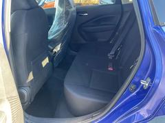 �����Ȥ����������ʤˤʤäƤ��ޤ�����ä���Ȥ��Ƥ��ƥ��ȥ쥹����ϫ���ʤ��¤äƤ����ޤ��� 7