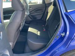 �����Ȥ����������ʤˤʤäƤ��ޤ�����ä���Ȥ��Ƥ��ƥ��ȥ쥹����ϫ���ʤ��¤äƤ����ޤ��� 6