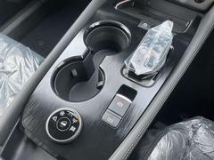 ���������եȡ������ư�������Ǵ�ñ�����Ǥ������Ū�ʥǥ�������������եȡ������䤹������������ߤ䤹���߷פȤʤäƤ��ޤ������ԥ�����˹�碌�ư��ꤷ�����Ԥ��ڤ���륻�쥯�ȥ�������դ��Ǥ��� 6