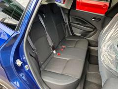 �����Ȥ����������ʤˤʤäƤ��ޤ�����ä���Ȥ��Ƥ��ƥ��ȥ쥹����ϫ���ʤ��¤äƤ����ޤ��� 7