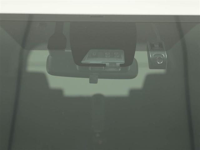 ノア ハイブリッドＳｉ　ＡＢＳ　横滑り防止機能　ダブルエアコン　エアバッグ　バックモニター　オートクルーズコントロール　盗難防止システム　ナビＴＶ　ＬＥＤライト　１オーナー　３列シート　メモリーナビ　ＥＴＣ　スマートキ－（28枚目）