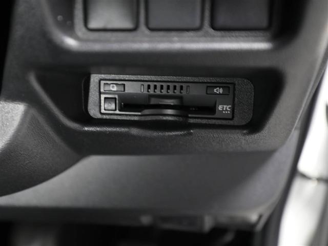 ハイエースバン スーパーＧＬ　ダークプライム　衝突軽減　ＤＶＤ再生　ミュージックプレイヤー接続可　キーレス　４ＷＤ　ＥＴＣ　横滑り防止機能　メモリーナビ　ＬＥＤヘッドランプ　Ｗエアバック　１００Ｖ　エアコン　パワーウインドウ　スマートキー　ＡＢＳ（25枚目）