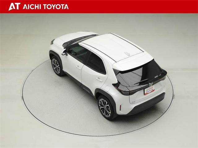 ヤリスクロス Ｚ　バックモニタ　ワンオーナ　横滑り防止システム　イモビ　カーテンエアバッグ　クルーズＣ　エアコン　スマートキ－　アルミ　キーフリー　パワステ　ダブルエアバック　ＬＥＤヘット　エアバッグ　ＡＢＳ（12枚目）
