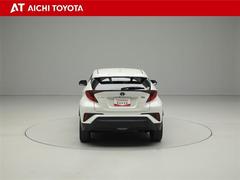 ハイブリッド車を買うならトヨタの『ＴＯＹＯＴＡ認定中古車』！保証は、初度登録年月より起算して１０年間、累計走行距離２０万キロ迄。更に、ロングラン保証が１年付で安心安全です♪ 5